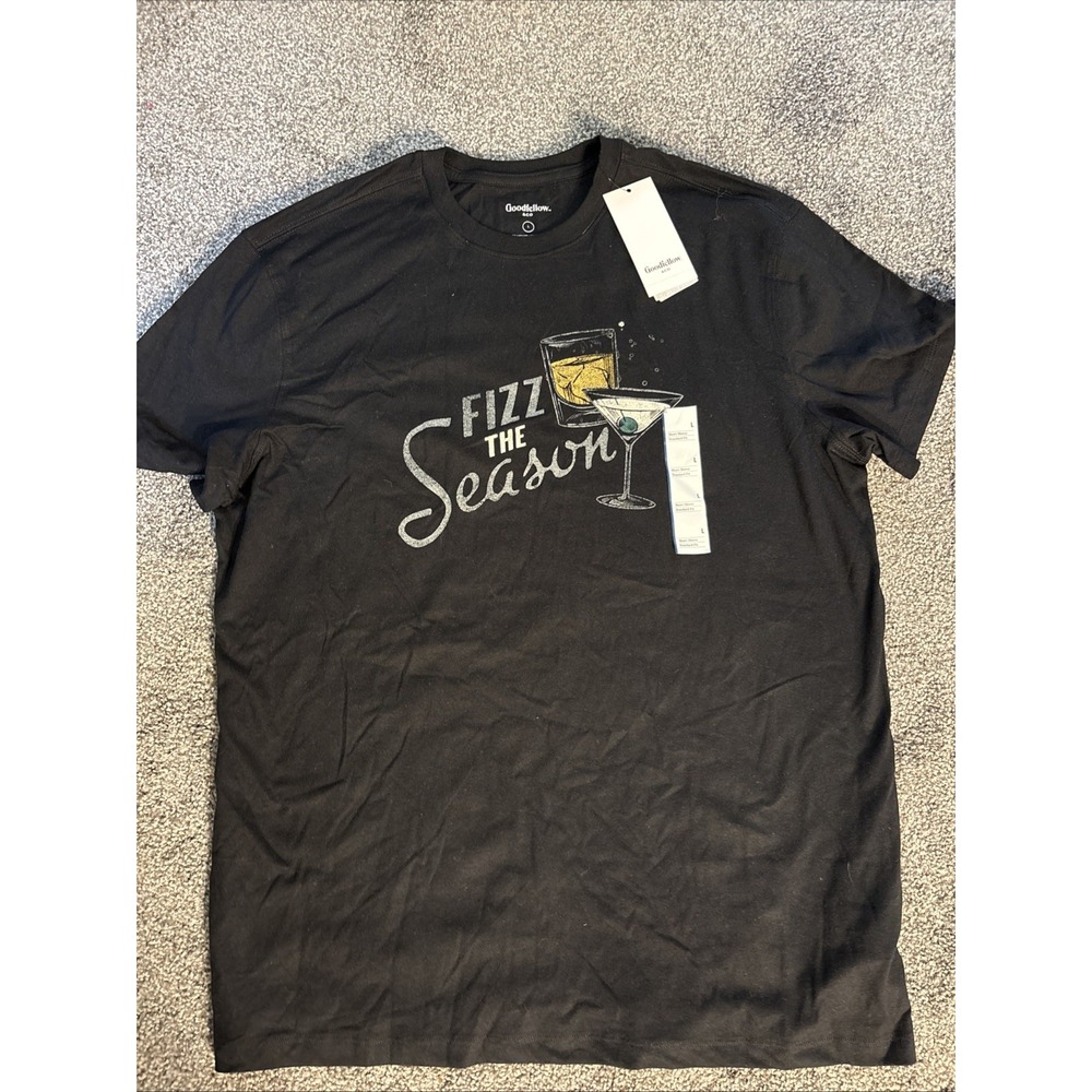 NWOT Goodfellow & Co Men's Black Graphic T-Shirt‎  "Fizz The Season" Size Large